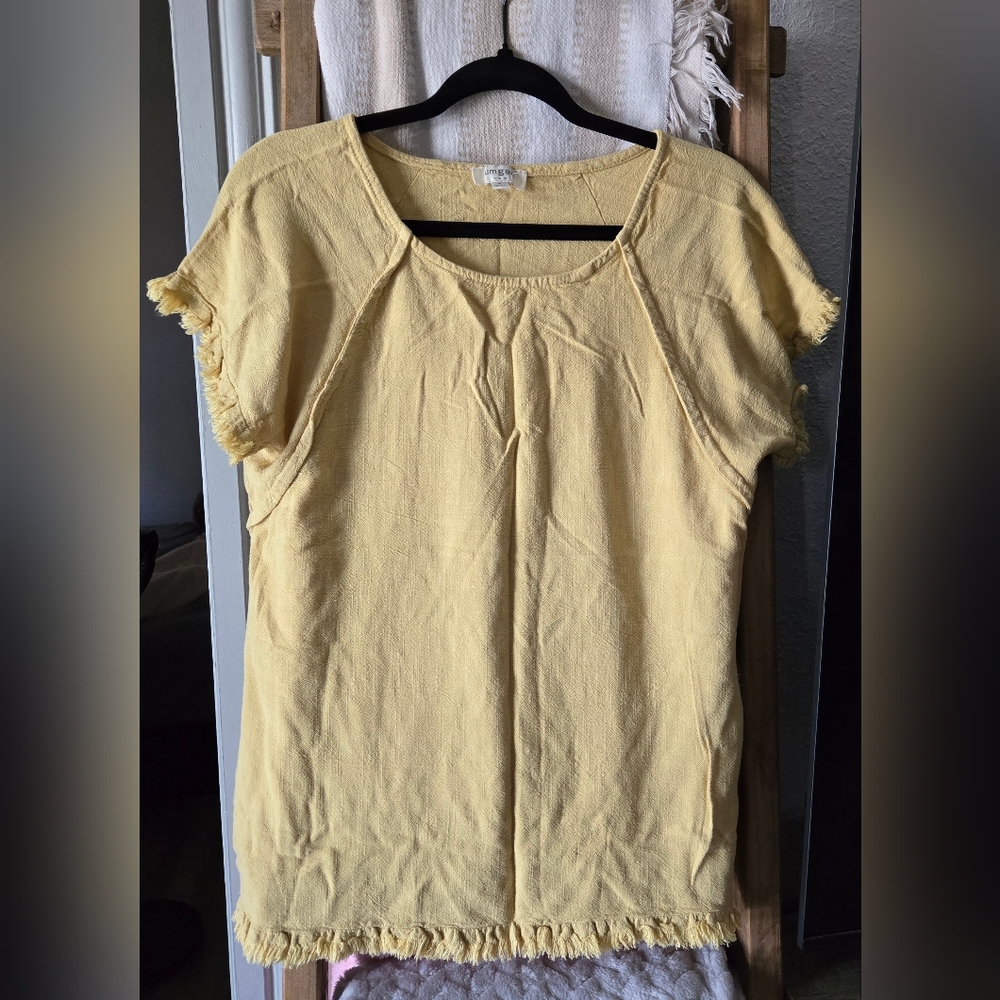 Umgee Soft Yellow Short Sleeve Fringe Trim Top